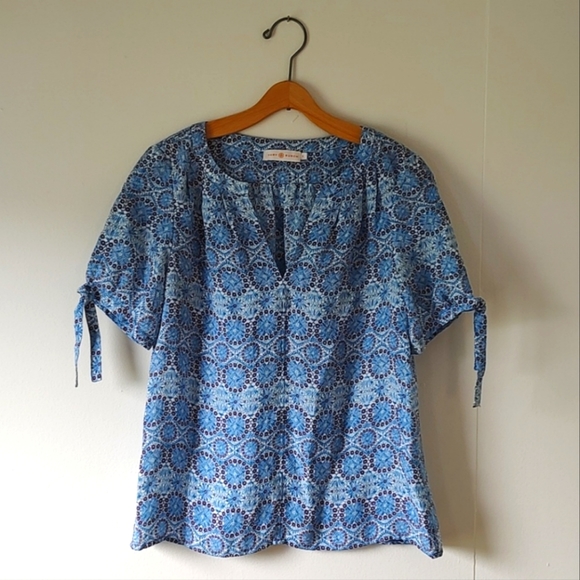 Tory Burch Tops - 🔥HP🔥Tory Burch Silk Blend Blouse / Top Blue Tie knot Sleeves Size 4